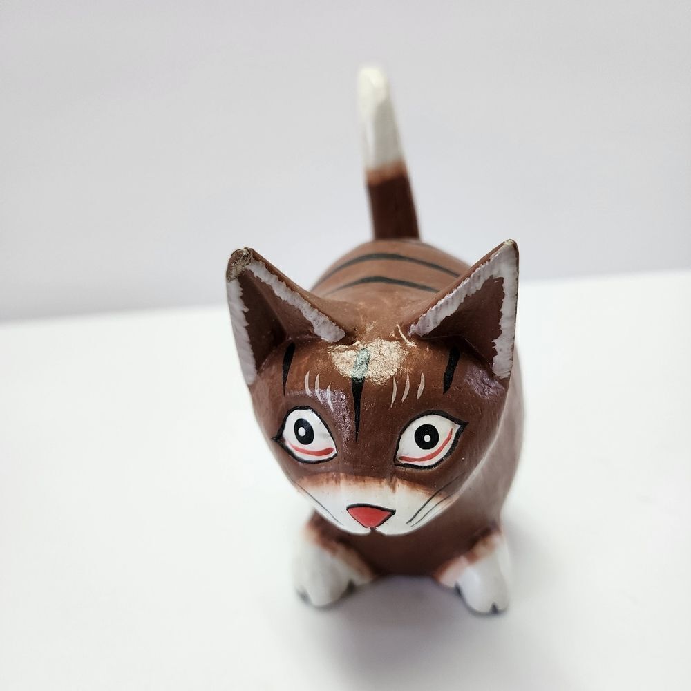 Wood Folk Art Brown with Black Cat Table Decor